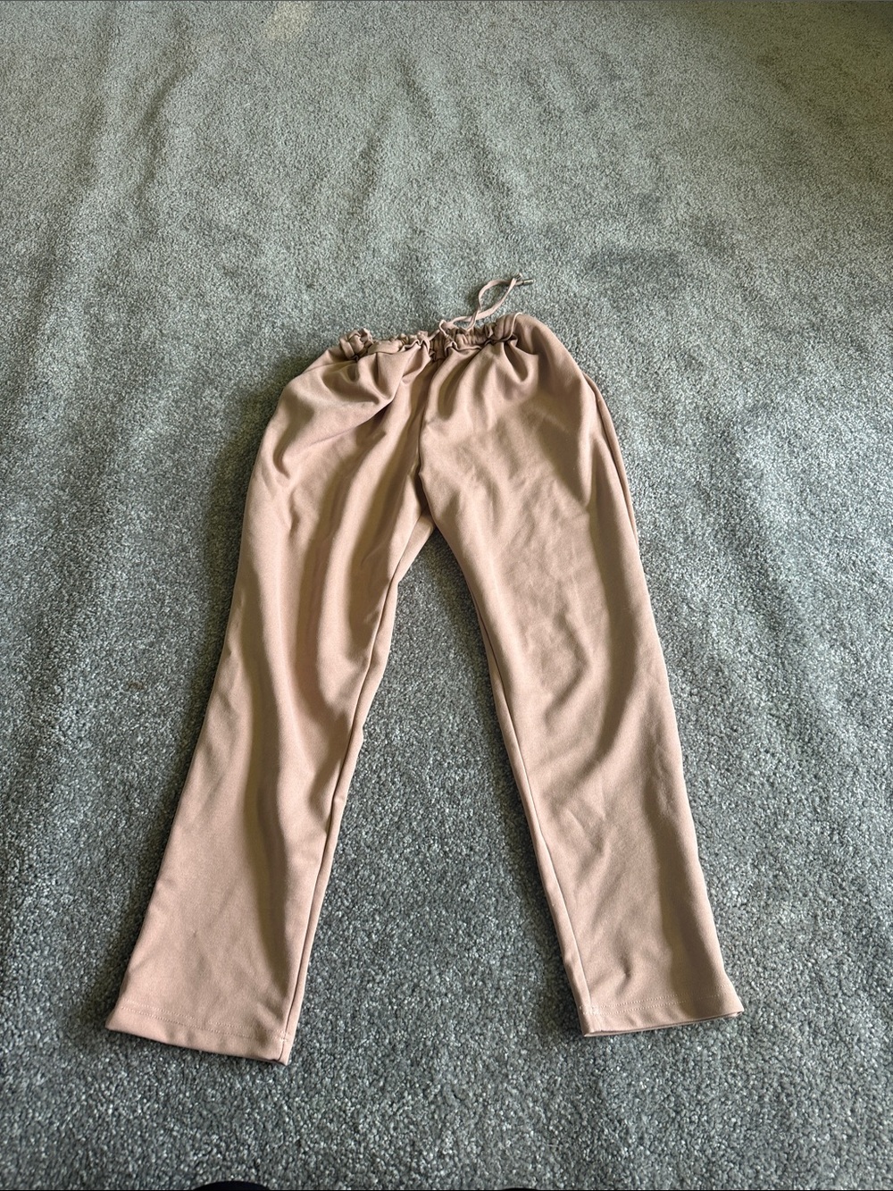 Charlotte Russe Straight-Leg Drawstring Pants in Taupe